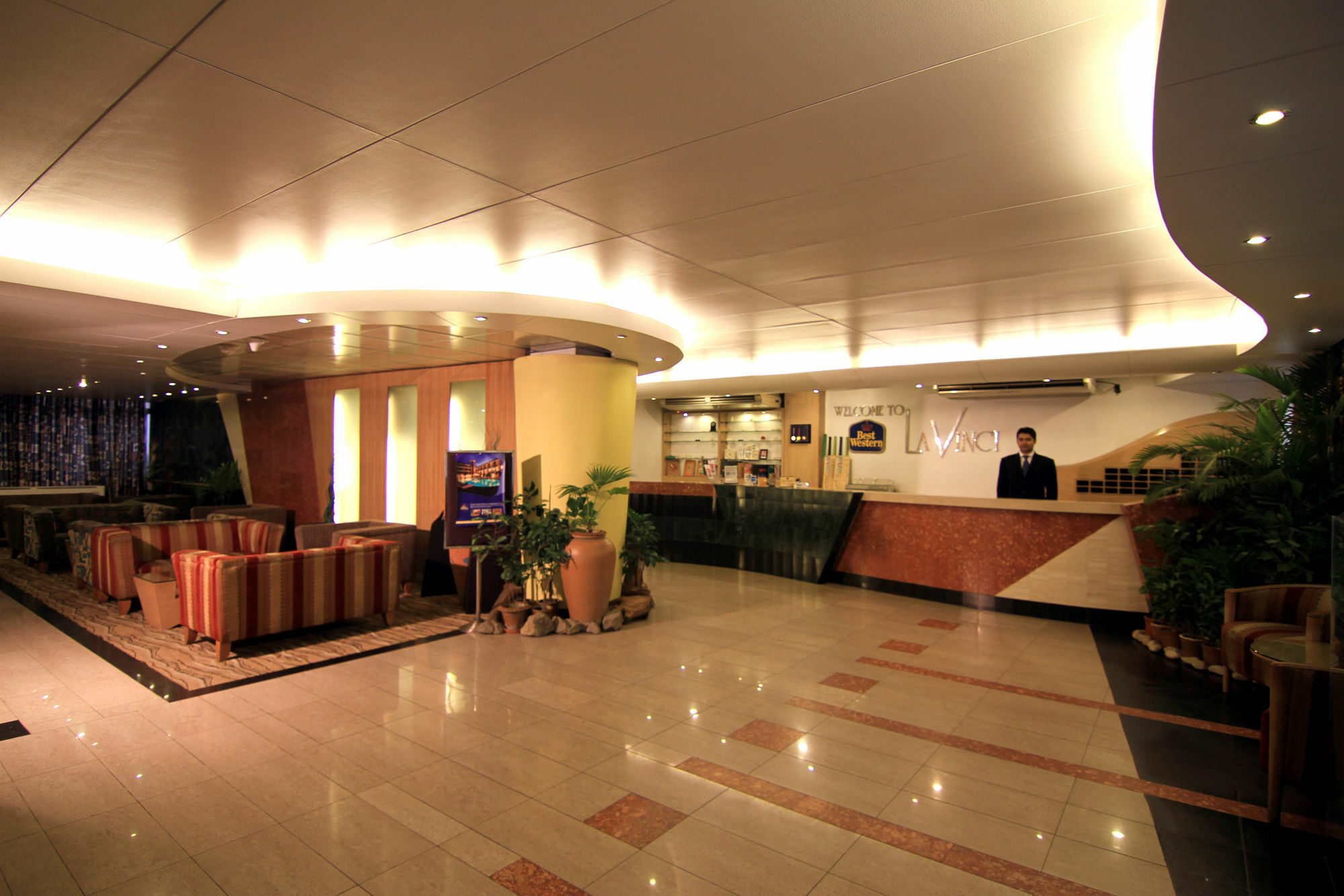 La Vinci Hotel Dhaka Exterior photo