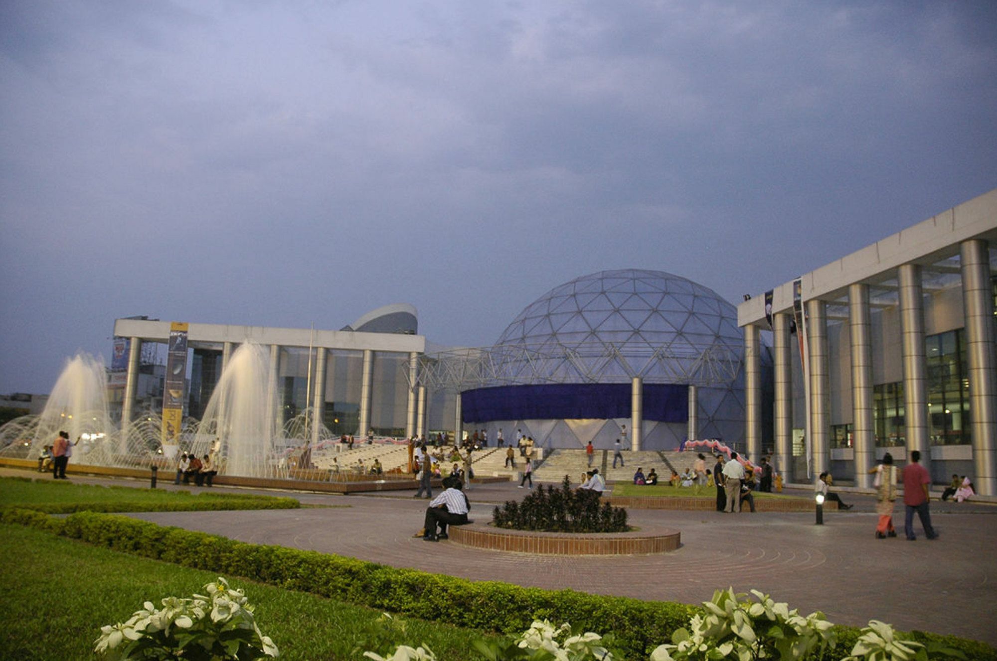 La Vinci Hotel Dhaka Exterior photo